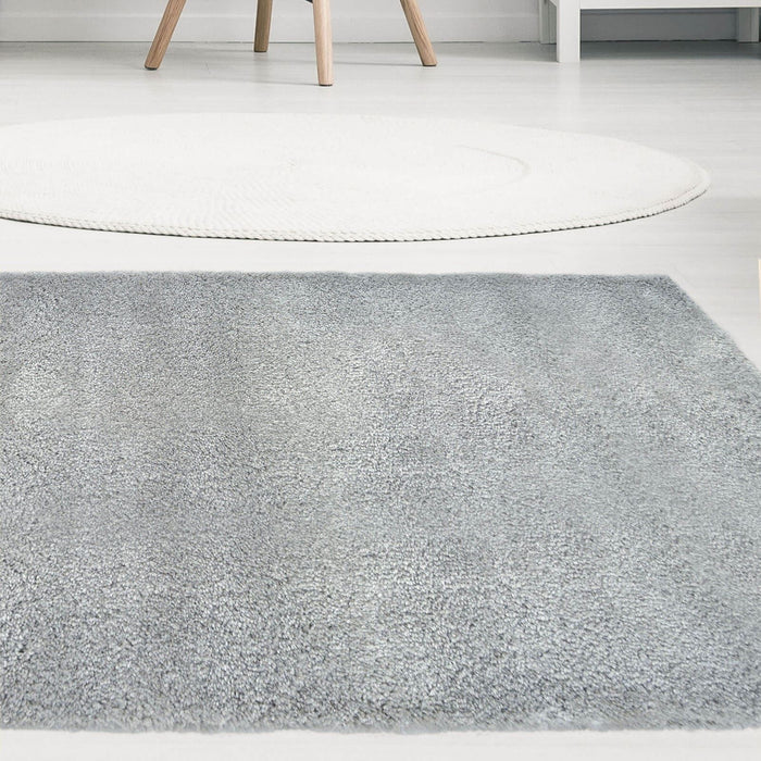 Snug Grey Plain Rug